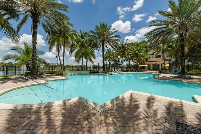 Grand Riviera Miramar in Miramar, FL - Building Photo - Building Photo