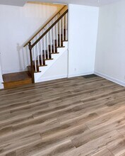 1331 Pentwood Rd in Baltimore, MD - Building Photo - Building Photo