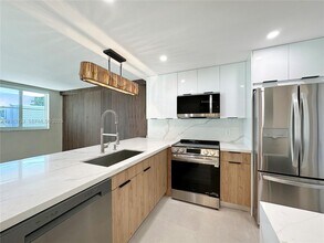 1145 Normandy Dr in Miami Beach, FL - Building Photo - Building Photo