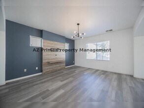 4018 W Fremont Rd. in Phoenix, AZ - Building Photo - Building Photo