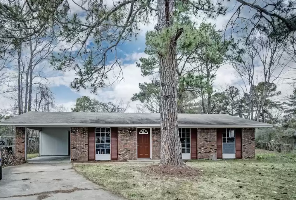 173 Grover Cleveland Cir in Jackson, MS - Building Photo