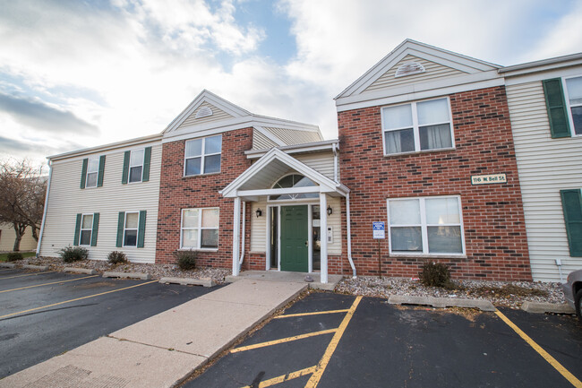 Southview Park Apartments in Neenah, WI - Building Photo - Building Photo