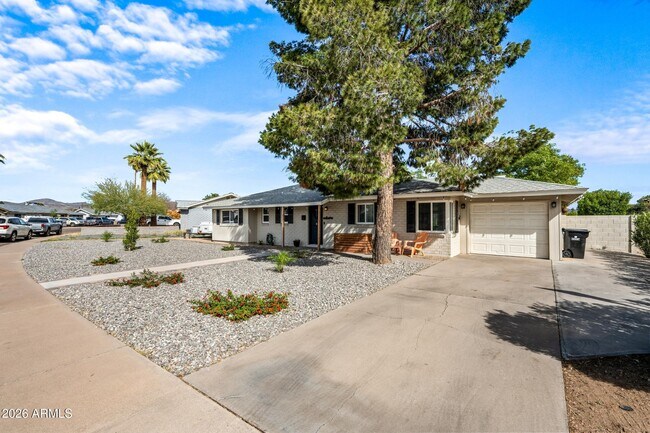 1831 W Northview Ave in Phoenix, AZ - Building Photo - Building Photo