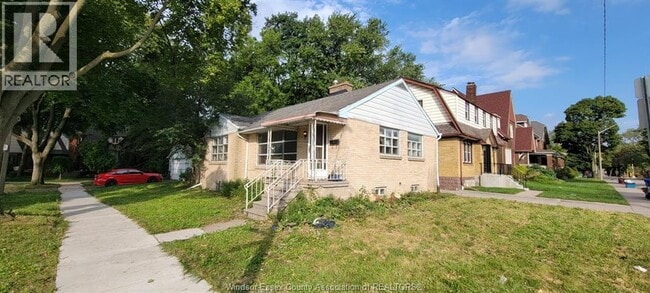 property at 3006 Alexander Ave