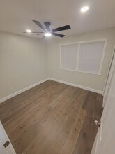 611 Tanglewood St, Unit Duplex in Daytona Beach, FL - Foto de edificio - Building Photo