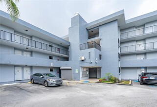 13870 SW 62nd St in Miami, FL - Building Photo - Building Photo