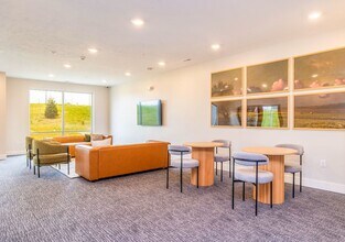 18209 Cary St in Omaha, NE - Building Photo - Building Photo