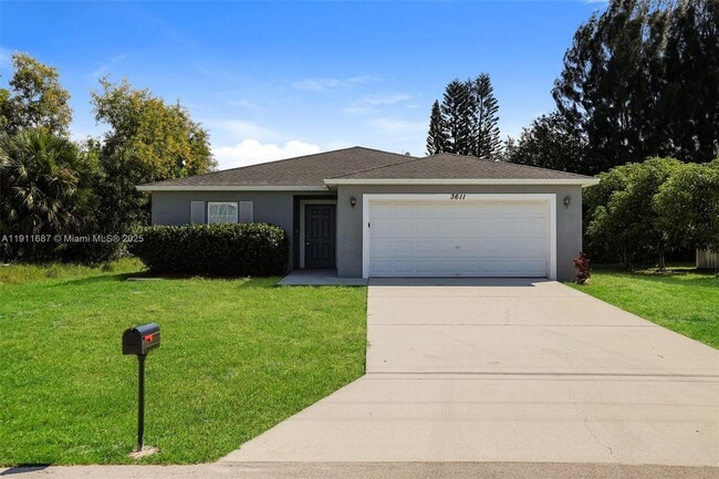 property at 3611 SW San Benito St