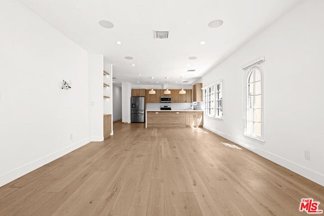 424 N Gardner St in Los Angeles, CA - Building Photo - Building Photo