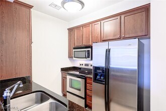 23159 Amgci Way in Estero, FL - Foto de edificio - Building Photo