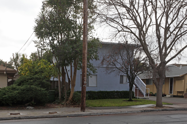 1668 Harrison St in Santa Clara, CA - Building Photo - Building Photo