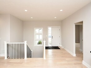 5503 N 207th St in Elkhorn, NE - Building Photo - Building Photo