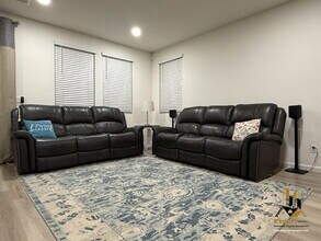 160 Hermosa Ct in Lincoln, CA - Building Photo - Building Photo