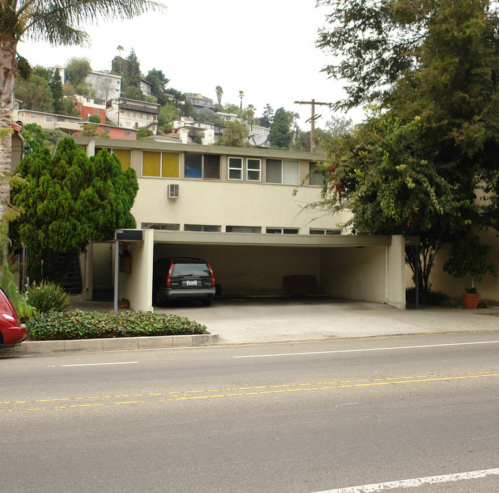 1731 Silver Lake Blvd in Los Angeles, CA - Building Photo