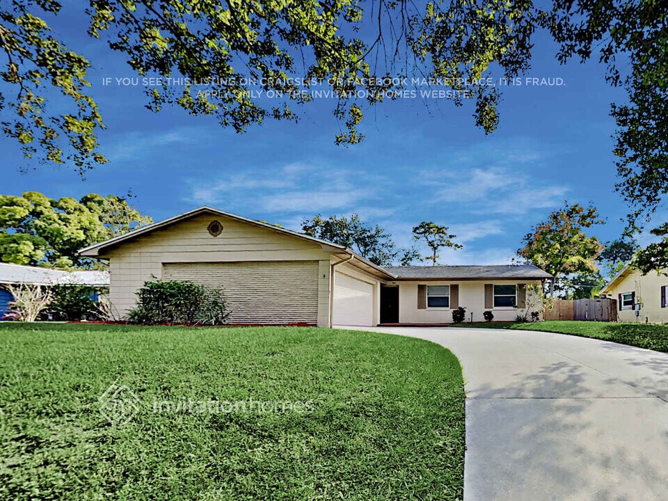 384 St Dunstan Way in Winter Park, FL - Building Photo