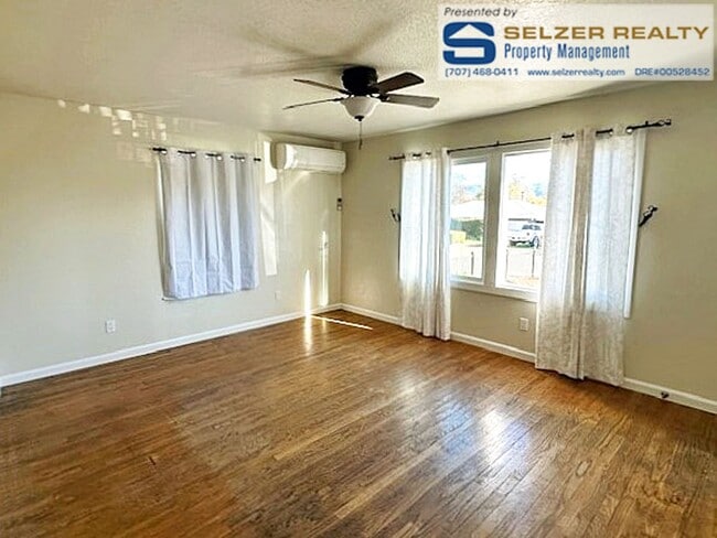 1068 Alice Ave in Ukiah, CA - Building Photo - Building Photo