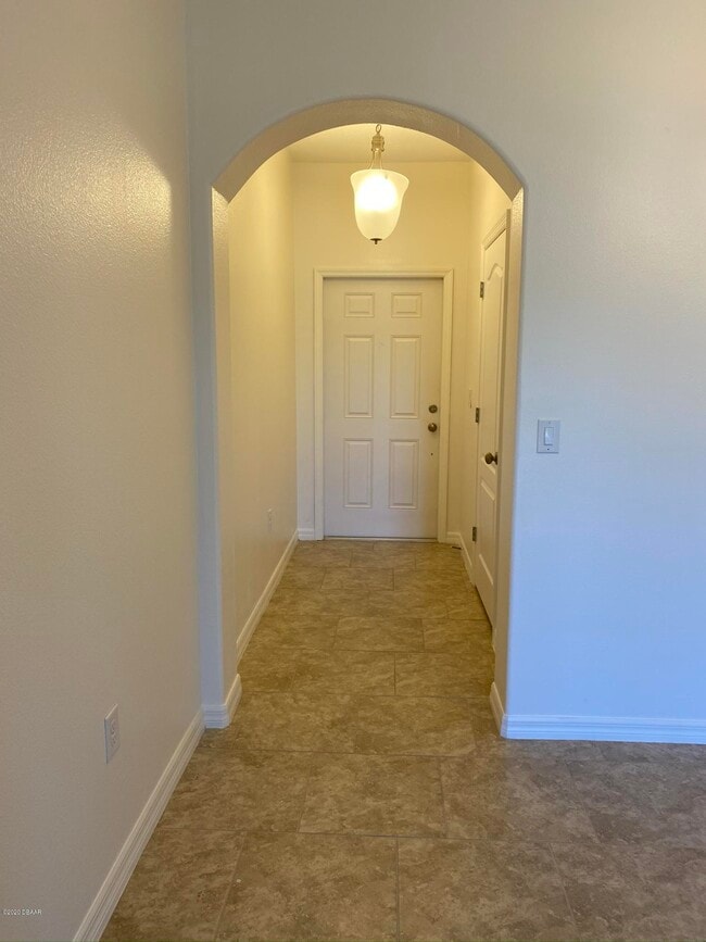 202 Wentworth Grande Dr in Daytona Beach, FL - Building Photo - Building Photo