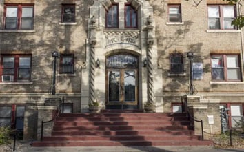 Harcourt Arms in Denver, CO - Building Photo - Building Photo