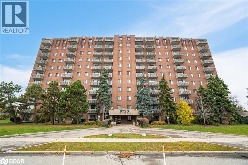 6720 Glen Erin Dr in Mississauga, ON - Building Photo