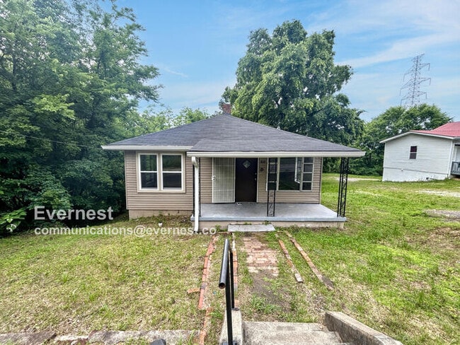 property at 3117 44th Terrace N