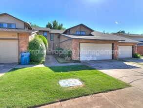 3716 Summer Cloud Dr in Edmond, OK - Building Photo - Building Photo