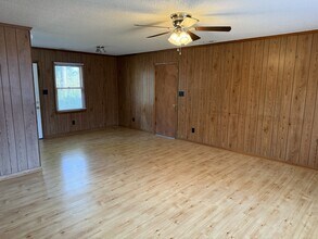 137 Florida Park Rd in Newport, NC - Building Photo - Building Photo