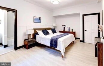 1005 Charles St in Baltimore, MD - Building Photo - Building Photo
