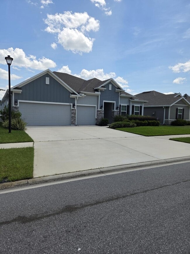 property at 3313 Loofah Pl