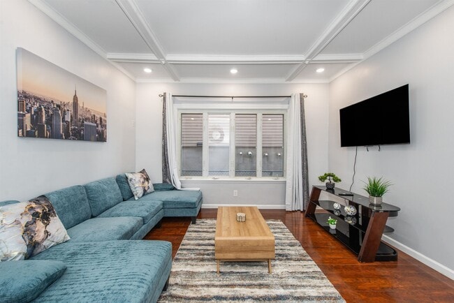 19 W 27th St in Bayonne, NJ - Building Photo - Building Photo