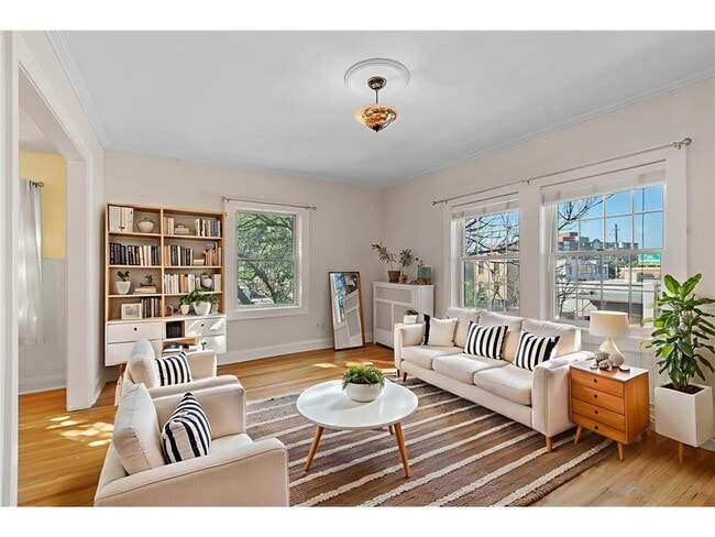 property at 2739 Girard Ave S