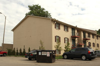 Hurstbourne Landing Apartments in Louisville, KY - Foto de edificio - Building Photo