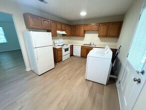 420 Timothy Rd in Athens, GA - Building Photo - Building Photo