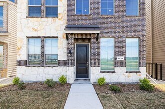 1530 Lake District Dr in Allen, TX - Building Photo - Building Photo