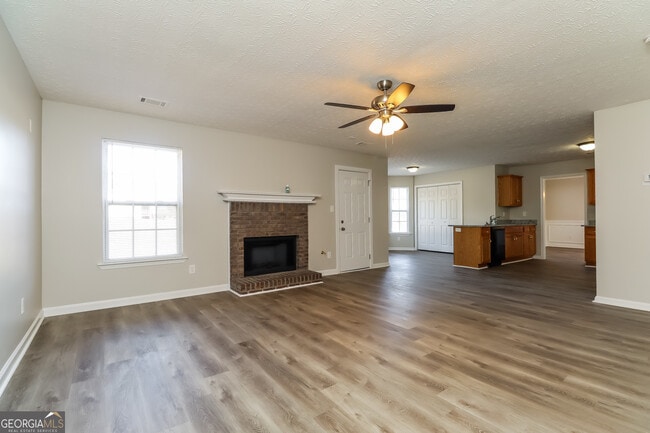 400 Trinity Tr in Ellenwood, GA - Building Photo - Building Photo