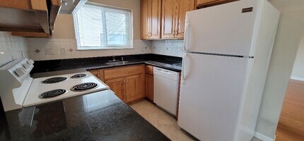 1642 Queen Charlotte Dr in Sunnyvale, CA - Building Photo - Building Photo