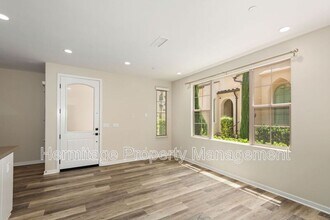 136 Tubeflower in Irvine, CA - Building Photo - Building Photo