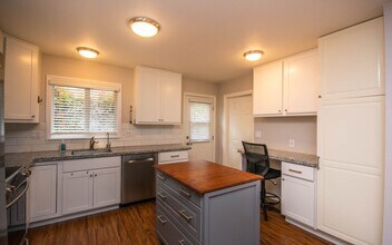 3772-3774 Jefferson St in Carlsbad, CA - Building Photo - Building Photo