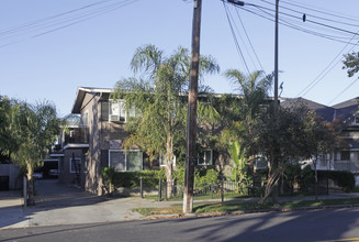 151 N 13th St in San Jose, CA - Foto de edificio - Building Photo