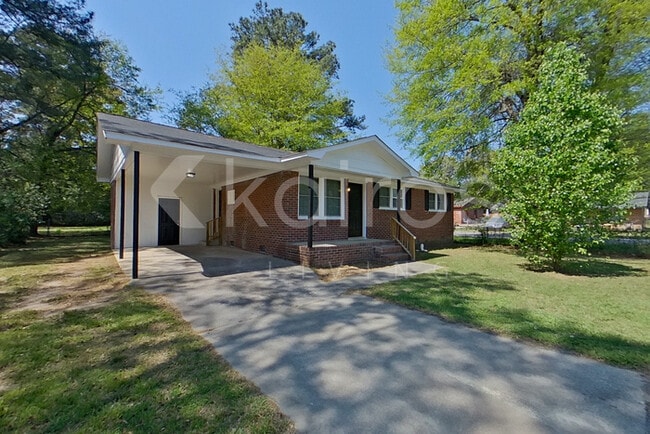 2400 Julius Felder St in Cayce, SC - Building Photo - Building Photo