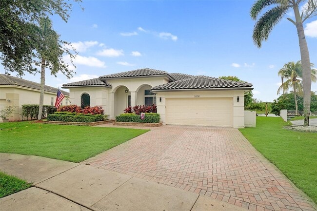 16796 NW 8th St in Pembroke Pines, FL - Building Photo - Building Photo