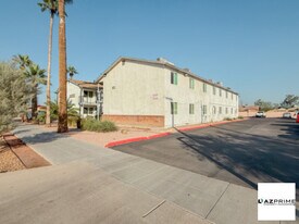 349 North 11th St in Phoenix, AZ - Building Photo
