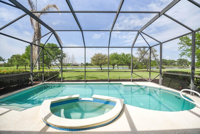 4068 Gardenwood Cir in Grant Valkaria, FL - Building Photo - Building Photo