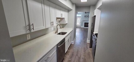 2013 N Oakland St in Arlington, VA - Building Photo - Building Photo