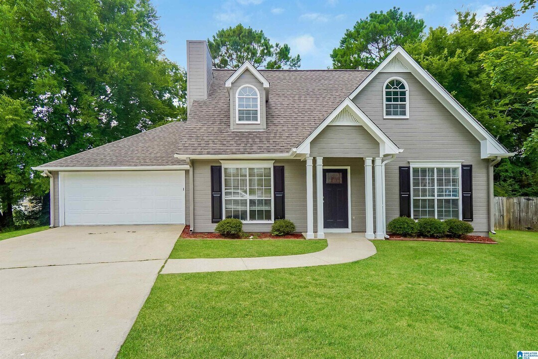 431 Laurel Woods Trce in Helena, AL - Building Photo