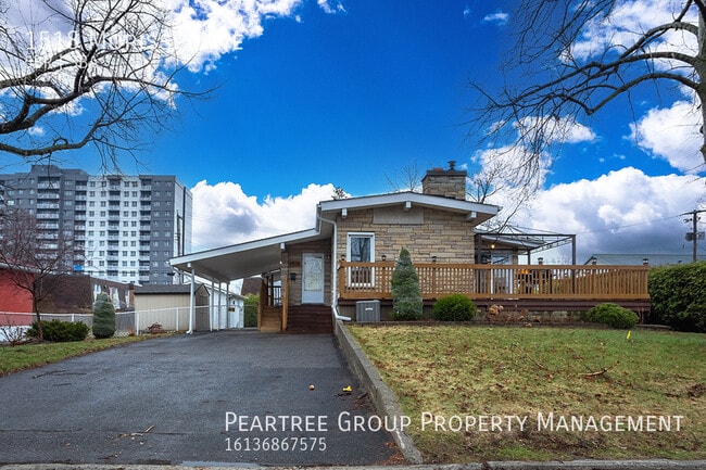 property at 1518 Morisset Ave