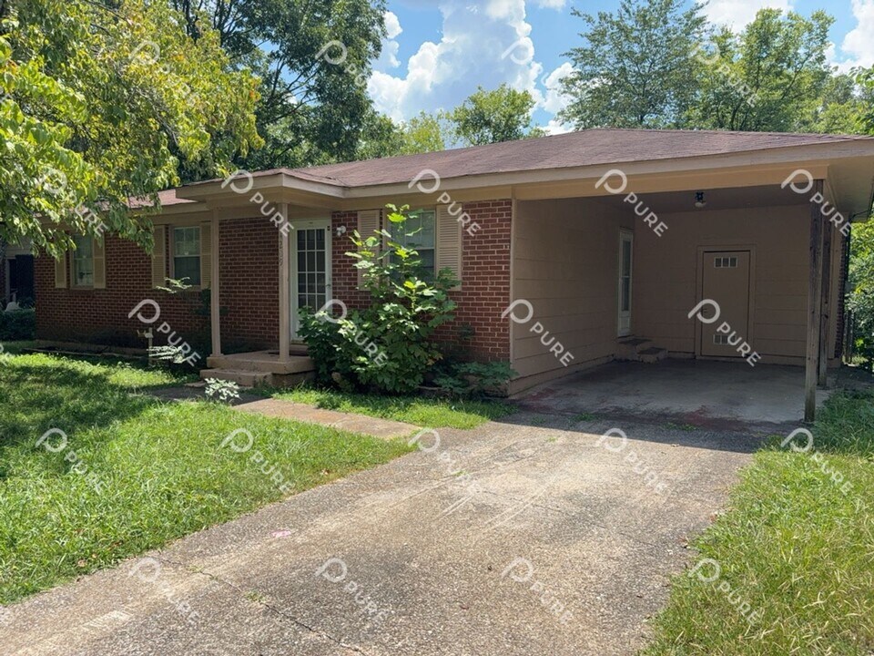 4209 Tee Jay Dr NW in Huntsville, AL - Building Photo