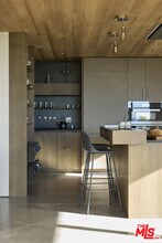 5927 Busch Dr in Malibu, CA - Building Photo - Building Photo