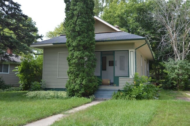 property at 611 Walsh St