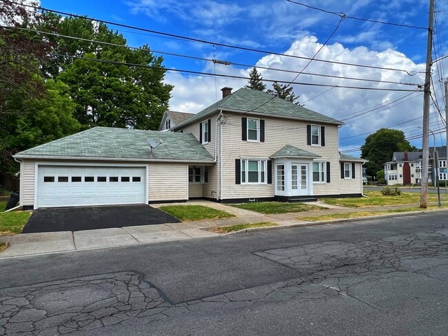 property at 2001 James St