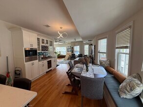 24 Shapley Ave in Medford, MA - Building Photo - Building Photo